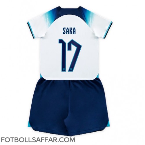 England Bukayo Saka #17 Hemmadräkt Barn VM 2022 Kortärmad (+ Korta byxor)
